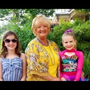 Meet your Posher, Paula